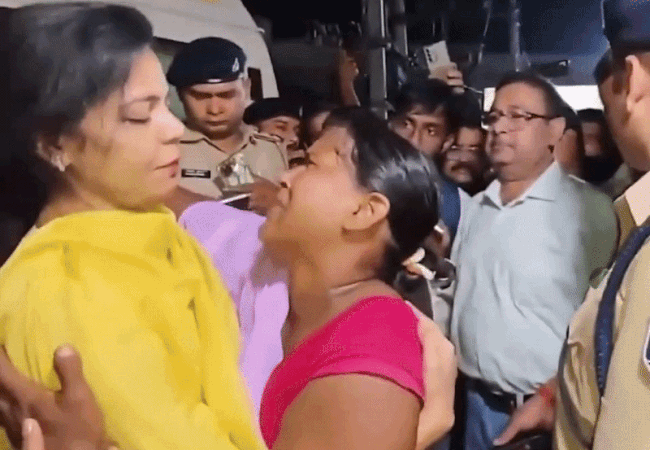 Vaishali Boat Accident : जब एक घर से सात व दूसरे से पांच बच्चों के उठे शव तो मची चीत्कार,मौत का ऐसा मंजर देख रो पड़ीं डीएम