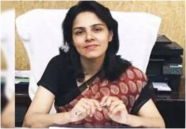 लखनऊ में नकली दवाओं और फर्जी बिलिंग पर FSDA का बड़ा एक्शन, 14 प्रतिष्ठानों के लाइसेंस रद और 29 निलंबित