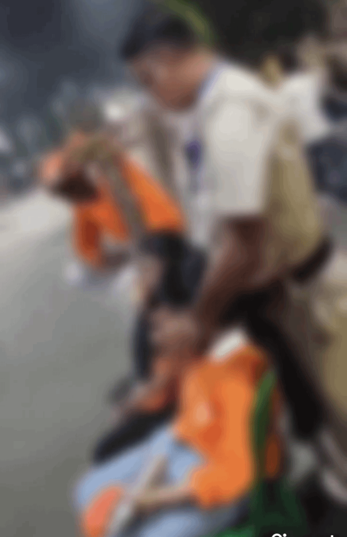 दुर्गा पूजा पंडाल में ASI ने महिला वॉलंटियर्स के साथ की गंदी हरकत, अश्लीलता का वीडियो वायरल
