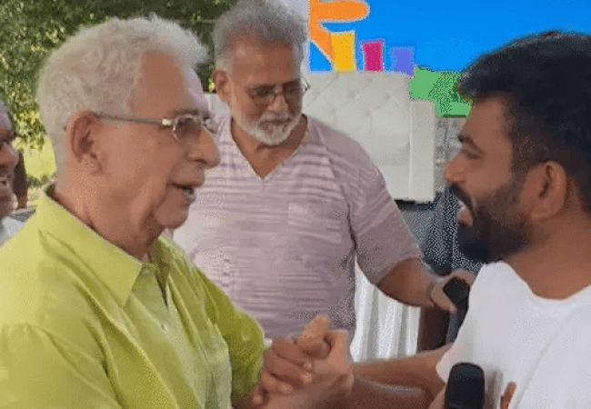 नसीरुद्दीन शाह पर फिर बरसे पीयूष मिश्रा, बोले- कैप्टन स्मित की बहादुरी पर चुप, LPU में भी बच्चों पर लाठियां चली, झारखंड नहीं पहुंचे..