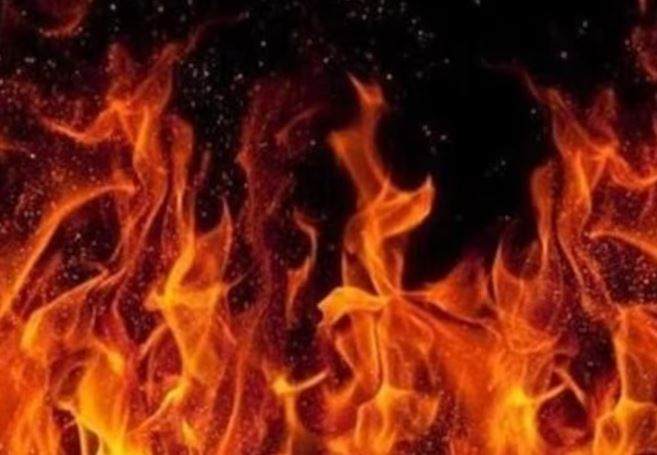 Bangladesh fire : बांग्लादेश में समुद्र तटीय कॉक्स बाजार में आग लगने से 10 की मौत , नौ लोग घायल