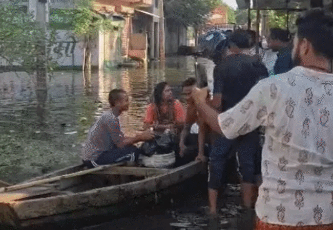 लखनऊ के फैजुल्लागंज में बाढ़ की चार बड़ी वजह, हर बरसात में जलभराव की समस्या से जूझते हैं लोग!