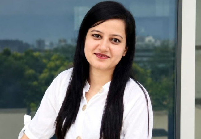 युवती ने वीडियो कॉल में बॉयफ्रेंड को फांसी का फंदा दिखाया, बोली- शादी कर लो वरना..., 3 घंटे बाद मिला शव