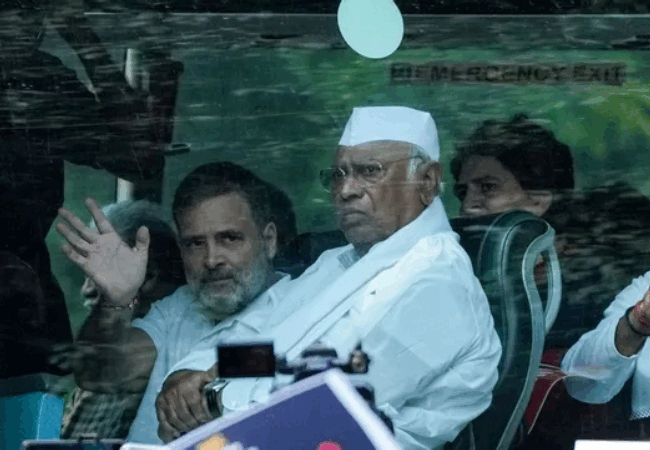 वोट चोरी के आरोपों पर राहुल गांधी का नया दावा, बोले- राष्ट्रपति कार्यालय ने नहीं किया खंडन
