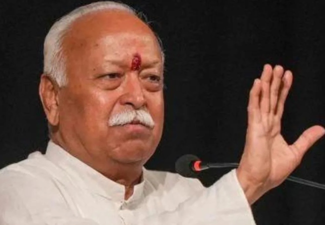 ‘सत्ता बदलकर अपने पिट्ठू बैठाना चाहते हैं कुछ लोग’, संघ प्रमुख भागवत का बयान चर्चा में