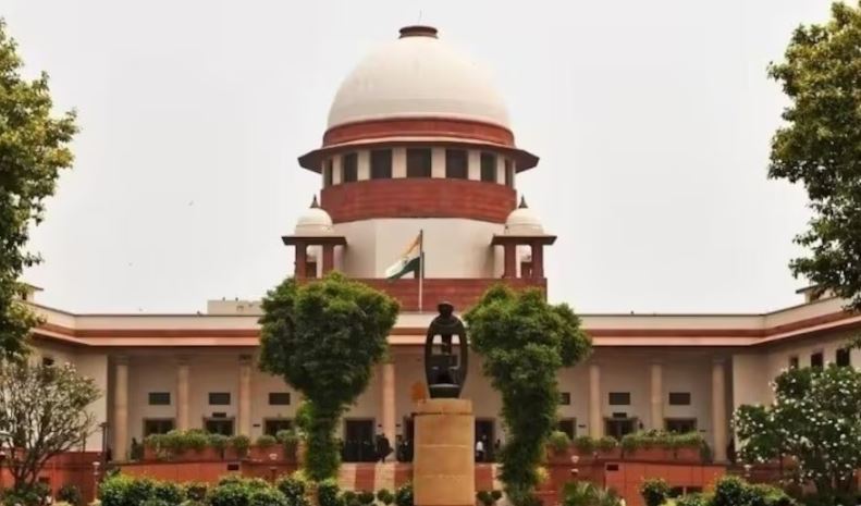 CJP प्रोटेस्ट के बीच सुप्रीम कोर्ट का बड़ा आदेश, इंटरनेट बहाली-बंद स्टेशनों पर मांगा जवाब